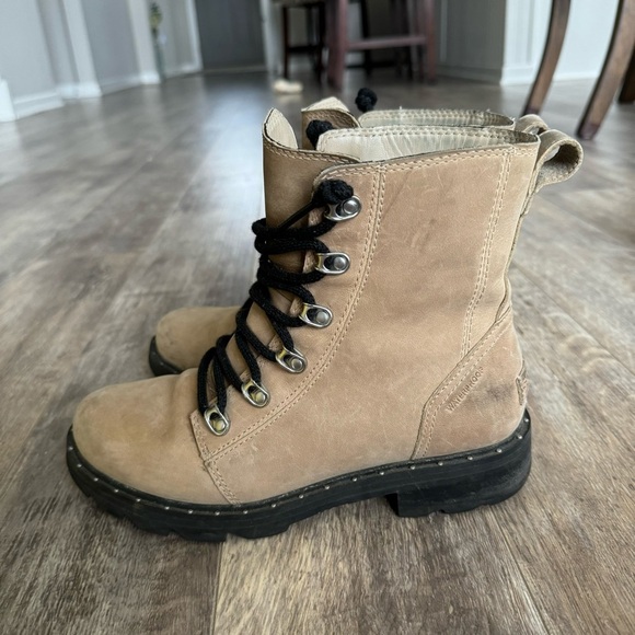 Sorel NL3701-251 Lennox Lace Sandy Tan Leather Boots - Picture 9 of 10